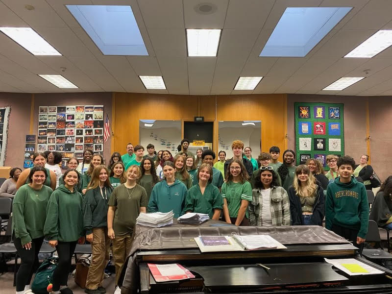 Music+students+wear+green+in+solidarity+with+Farmingdale+students.