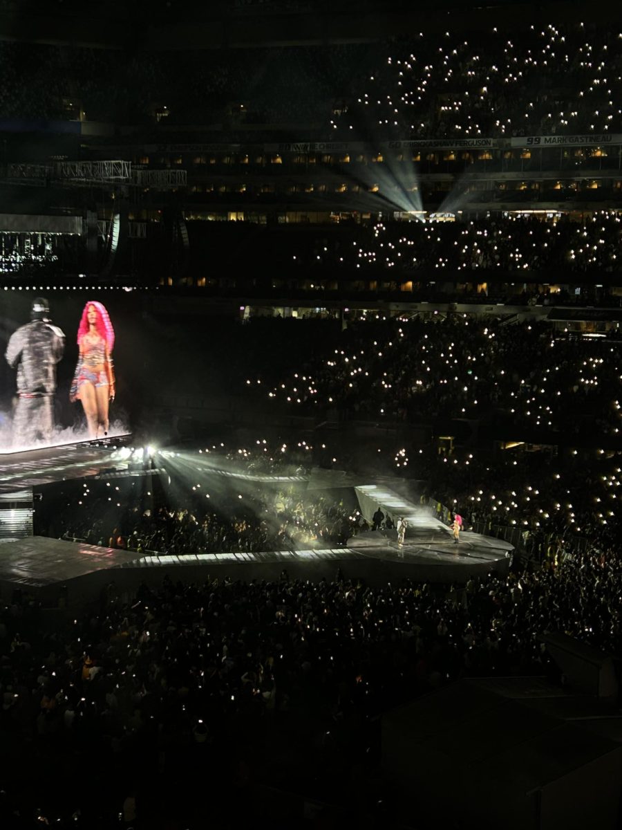 SZA and Kendrick Lamar singing their song “All The Stars.”